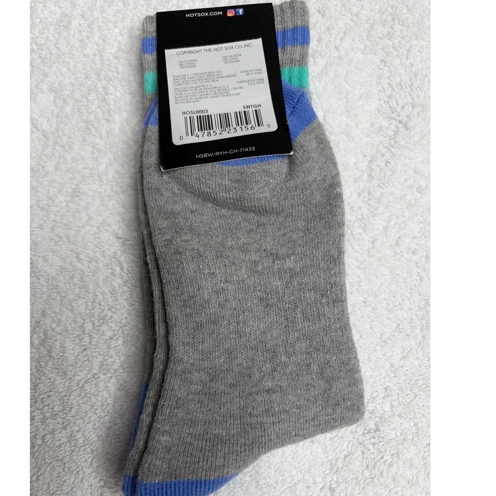 Hot Sox Women Gray Shake That Peach Graphic Crew Socks HOSL0003 NWT